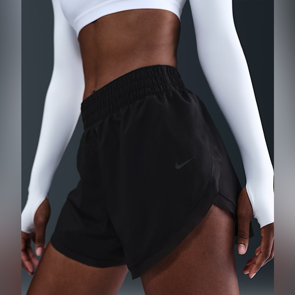 Nike Women's XL One Dri-FIT Loose 3" Brief-Lined Shorts Overlapping Tulip Hem